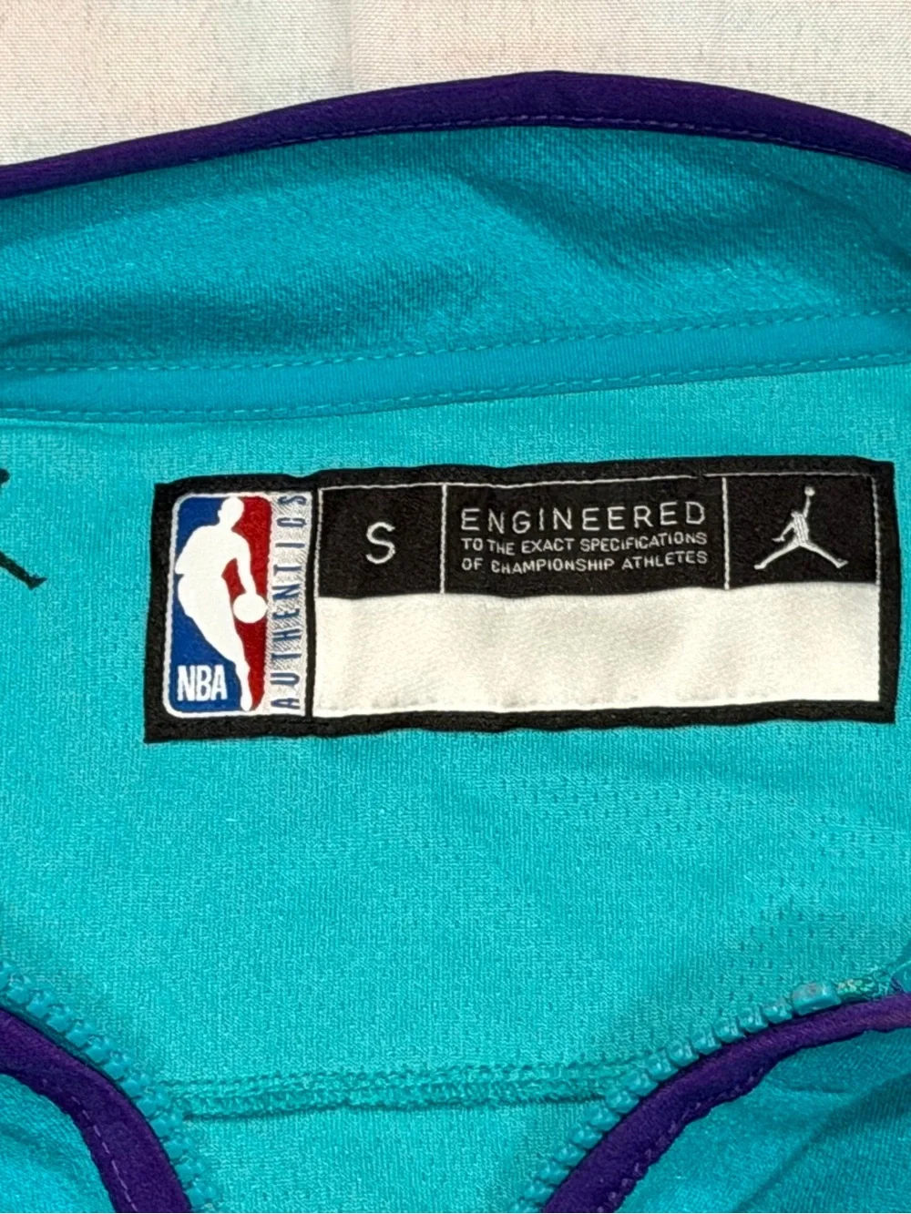 Jordan Charlotte Hornets 2023/24 Authentic Dri-FIT Half Zip Pullover Men’s S